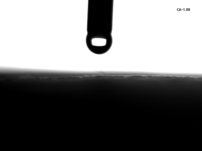 PET無(wú)塵布等離子聚合處理前水滴角度數(shù)為1°-普樂(lè)斯